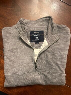 Southern Marsh Men's Heather Gray Half-Zip Pullover Size Small
